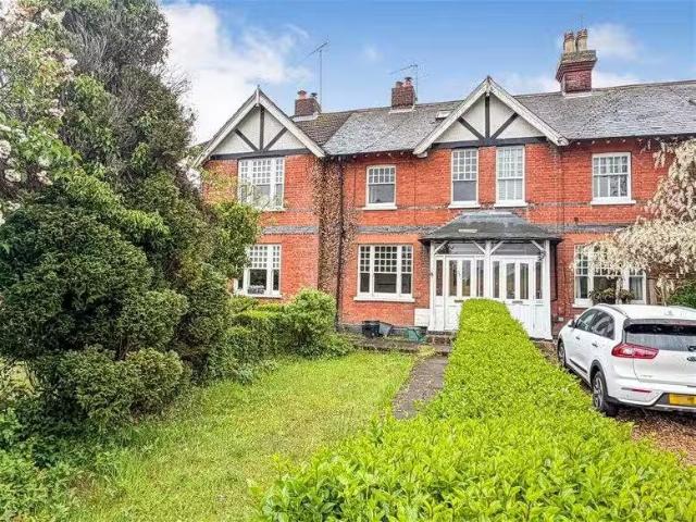 House for rent in Five Acres, Hertfordshire