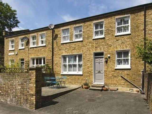 House for rent in City of London, Greater London