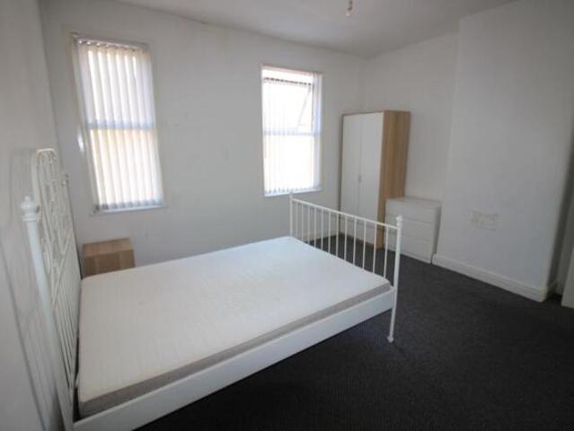 Cottage for rent in Salford, Greater Manchester