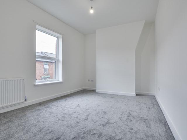 Cottage for rent in Calderstones