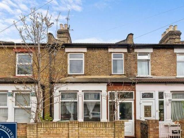 House for rent in Lyons, Greater London