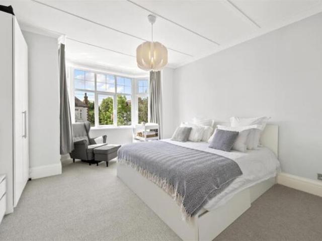 Cottage for rent in Wimbledon, Greater London