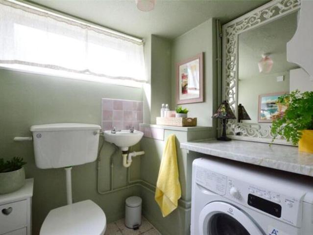Cottage for rent in Lee, Greater London