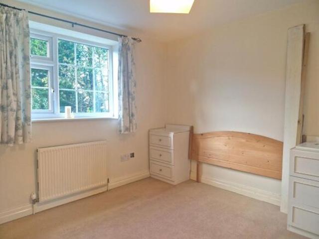 Cottage for rent in Moss Lea Allotments, Bolton