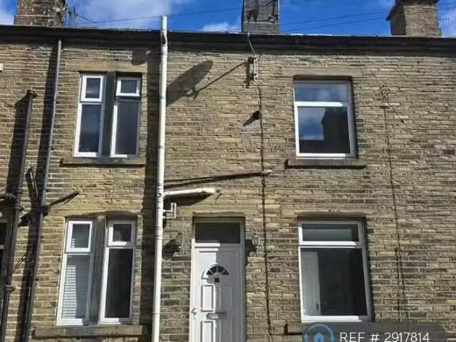 House for rent in Denholme, West Yorkshire