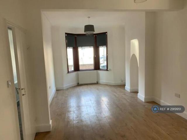Cottage for rent in Cat Hill