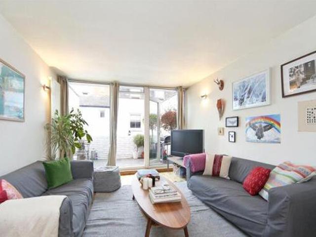 House for rent in Lyons, Greater London