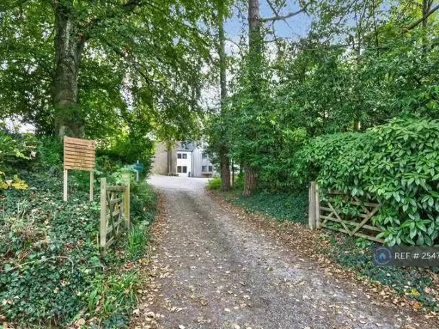 House for rent in Burton, East Coker