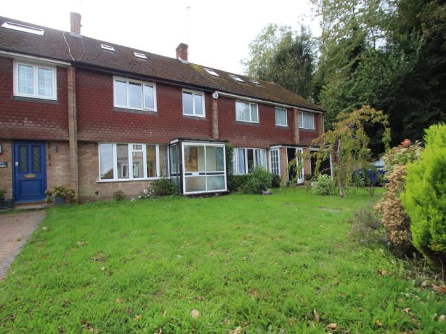 Terraced House for rent in Chislehurst