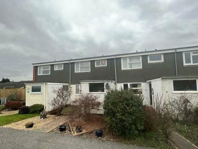 House for rent in Surrey, England