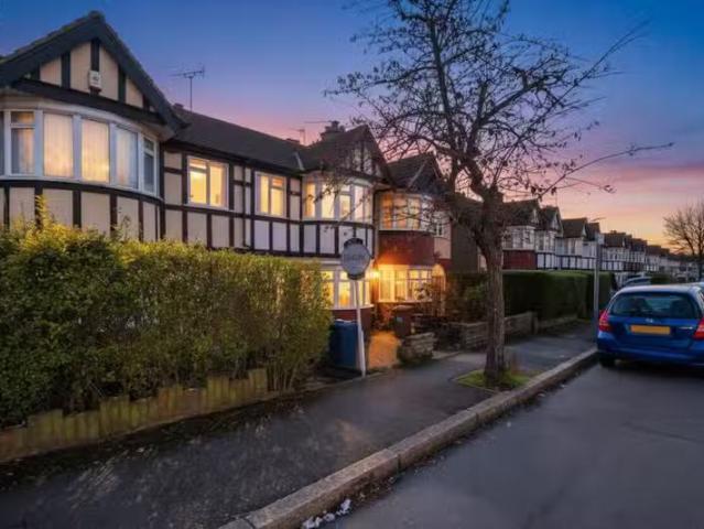 House for rent in Lane, Greater London