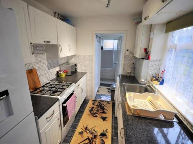 Cottage for rent in North Watford