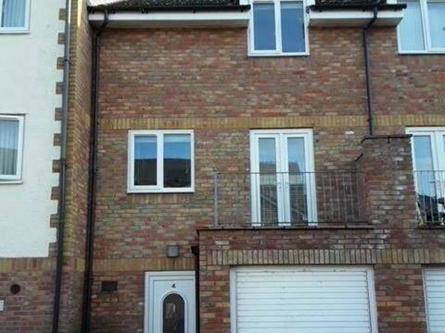 House for rent in Lyons, Greater London