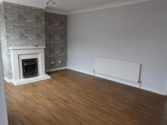 Cottage for rent in Grove Park, Oad Street