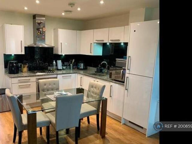 House for rent in Pinner, Greater London