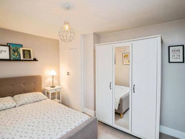 Cottage for rent in Hoole, Two Mills
