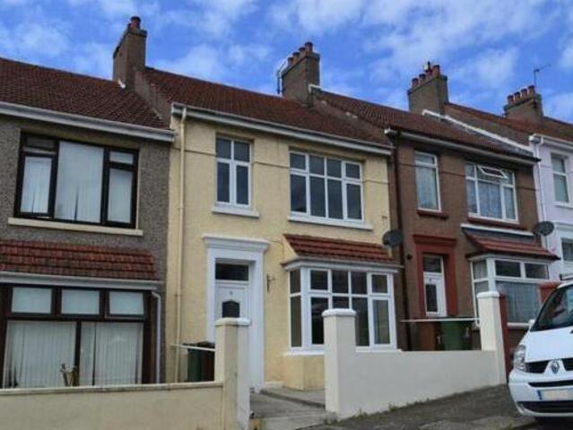 House for rent in Follaton, Strode