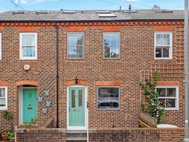 House for rent in Lyons, Greater London