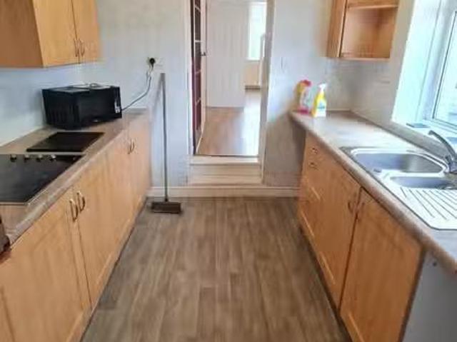 House for rent in Warton, Bare