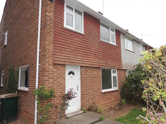 Terraced House for rent in Coventry
