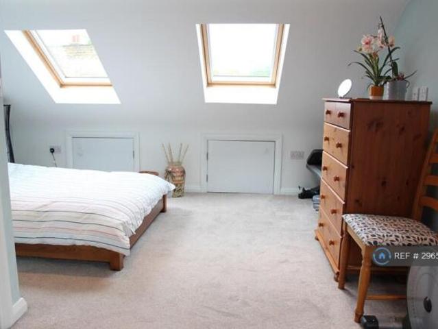 Cottage for rent in Cat Hill