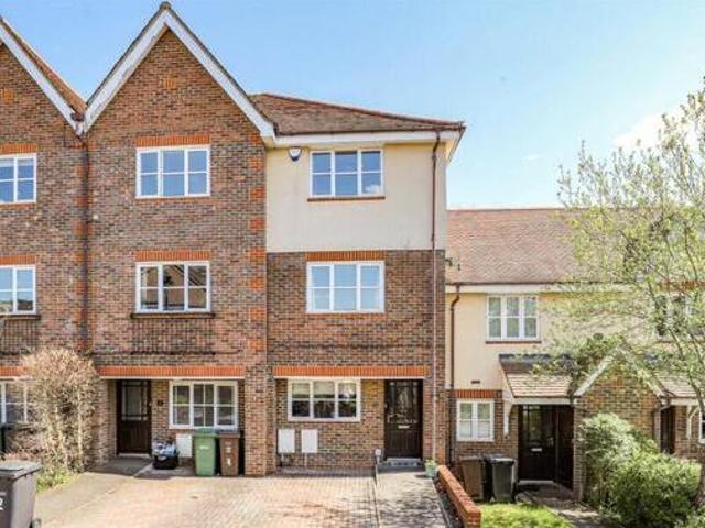 House for rent in Lyons, Greater London