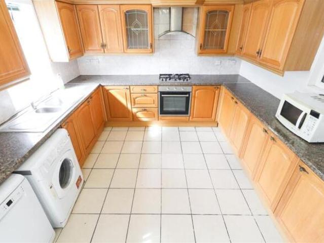Cottage for rent in Cheylesmore, West Midlands