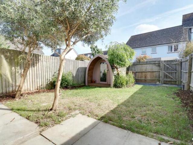Cottage for rent in Brompton, Chatham