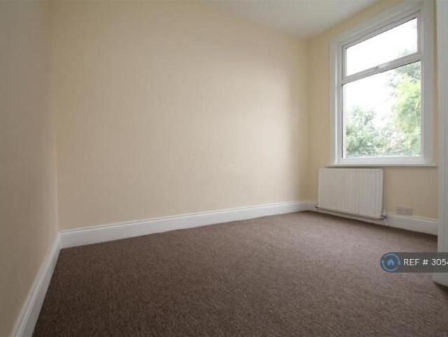 Cottage for rent in Cat Hill