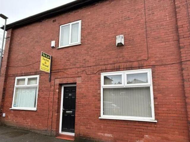 House for rent in Ashton-under-Lyne, Tameside