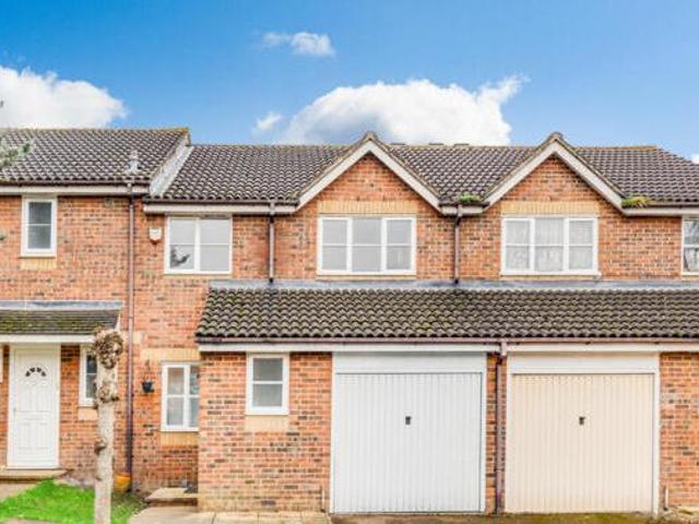 House for rent in Blackhills, Surrey