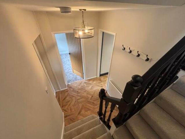 Cottage for rent in Grenoside, Sheffield