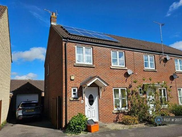 House for rent in Swindon, England