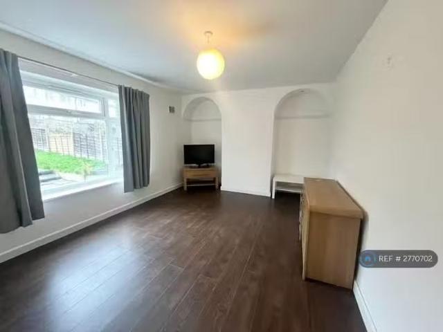 House for rent in Stivichall, West Midlands