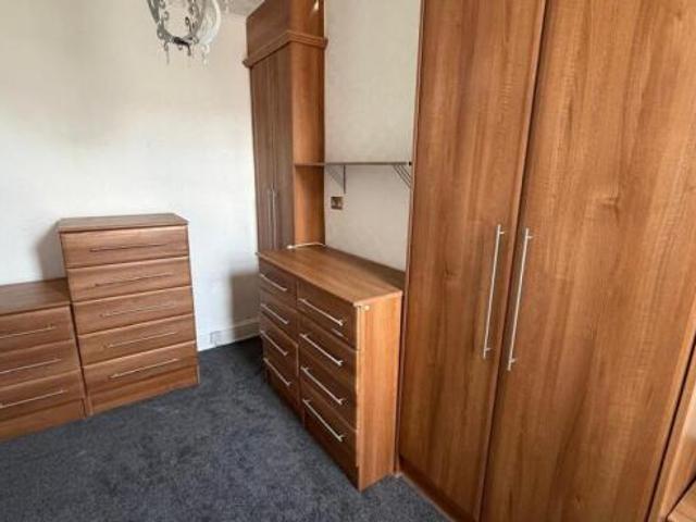 Cottage for rent in Bootle, Sefton