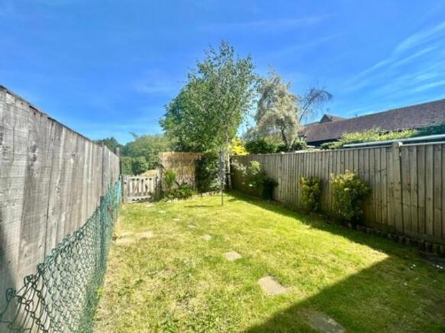 Cottage for rent in The Butts, Kent