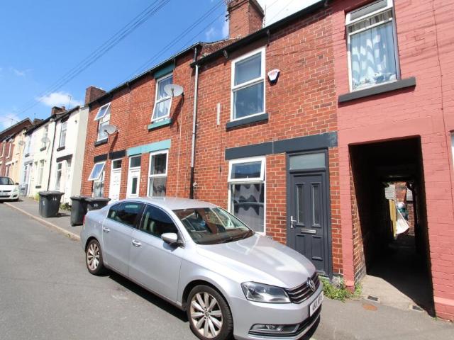 Terraced House for rent in Sheffield