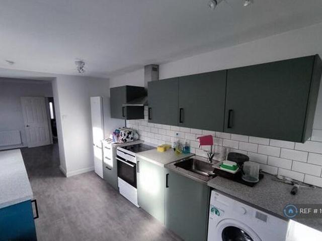 House for rent in Lyons, Greater London