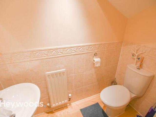 Cottage for rent in Stoke-on-Trent