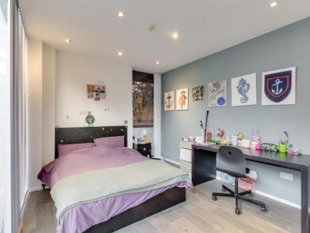 Cottage for rent in Hampstead, Greater London