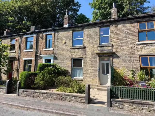 House for rent in Huddersfield, West Yorkshire