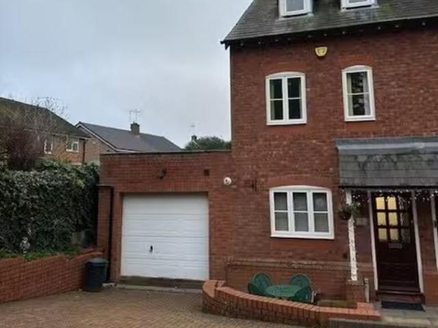 House for rent in Horninglow and Eton, Beamhurst