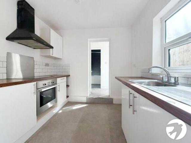 Cottage for rent in Cat Hill