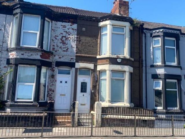 Cottage for rent in Calderstones