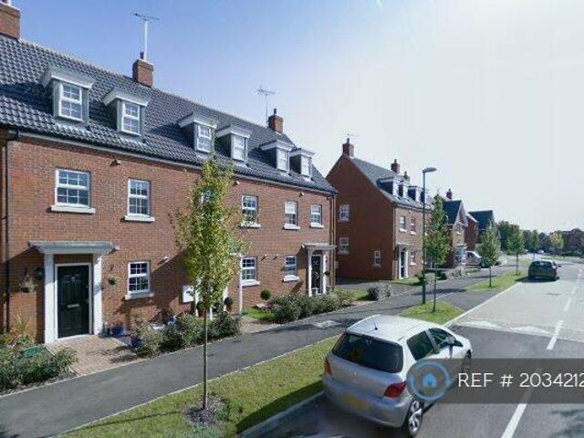 House for rent in Panshanger, Fretherne