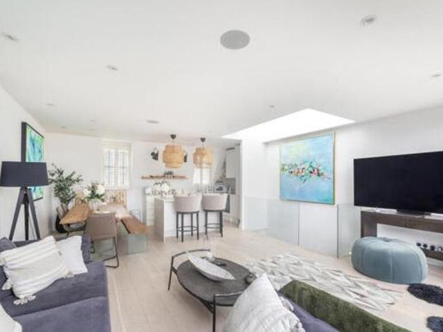 House for sale in Lyons, Greater London