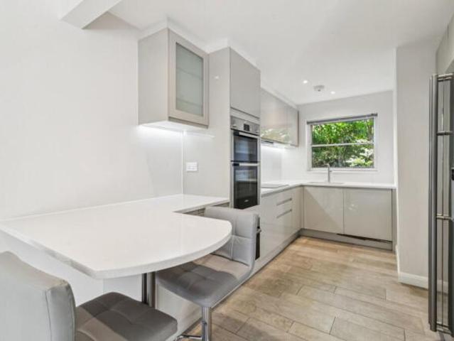 Cottage for rent in Cat Hill