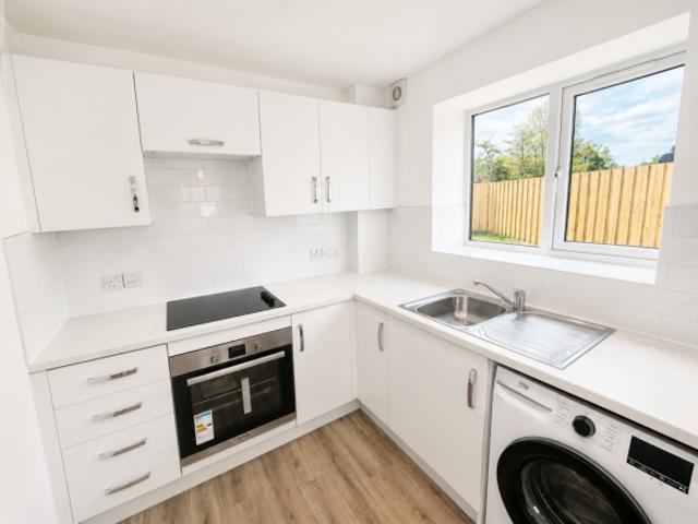 Cottage for rent in Whitleigh, Plymouth