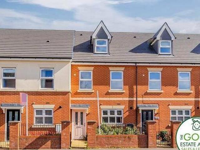 House for rent in Lyons, Greater London