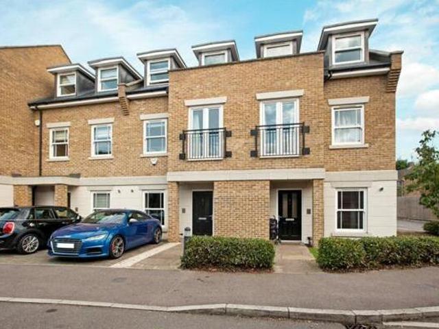 House for sale in Lambourn, West Berkshire